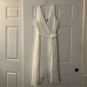 DKNY White chiffon textured dress sz 16